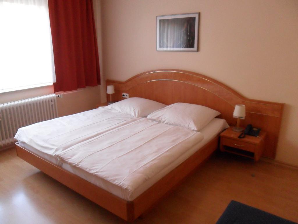 Hotel Europa Pforzheim Bilik gambar
