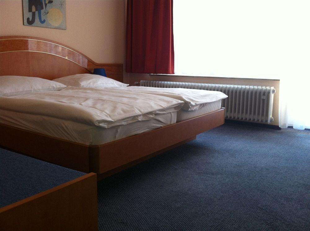 Hotel Europa Pforzheim Luaran gambar