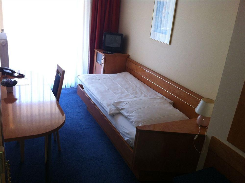 Hotel Europa Pforzheim Luaran gambar