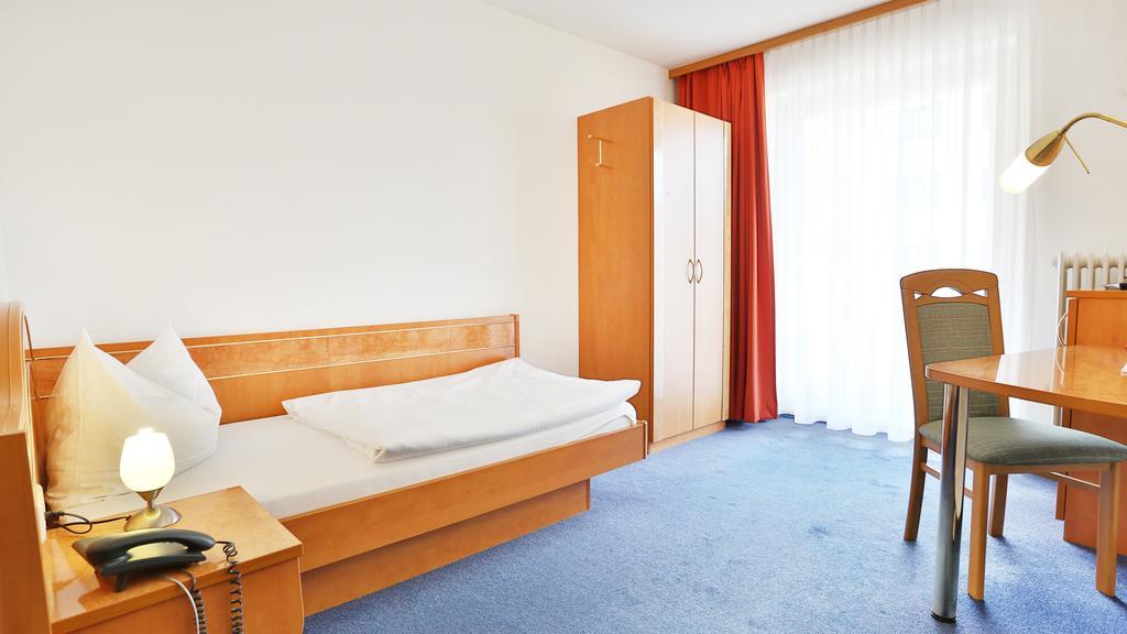 Hotel Europa Pforzheim Luaran gambar