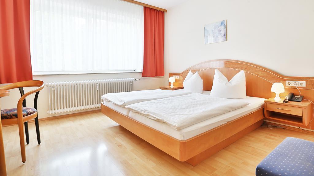 Hotel Europa Pforzheim Luaran gambar